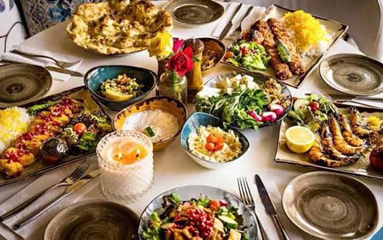 چیدن میز شام