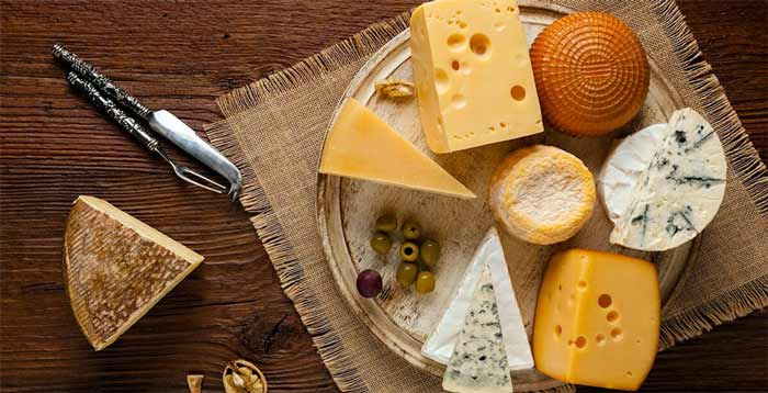 رسوم فرلنسه رسم سرو پنیر پیش از دسر در فرانسه