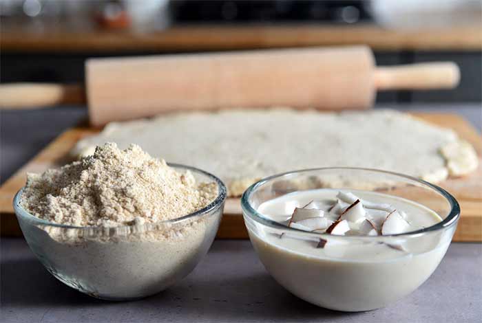 خمیر باقلوا کم‌کرب با آرد بادام و شیر نارگیل