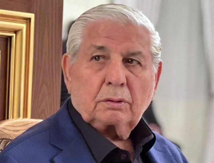 علی اکبر انصاری و پسرانش (وارثان)