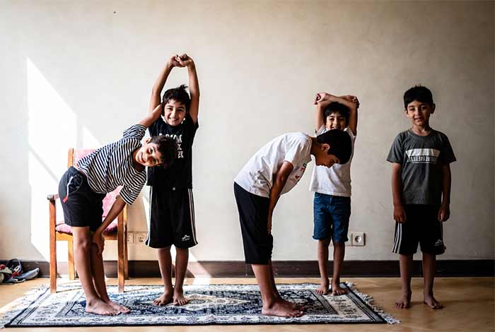 فیلم ورزش کودکان ایرانی: 5 کلیپ ورزش کودکانه در منزل